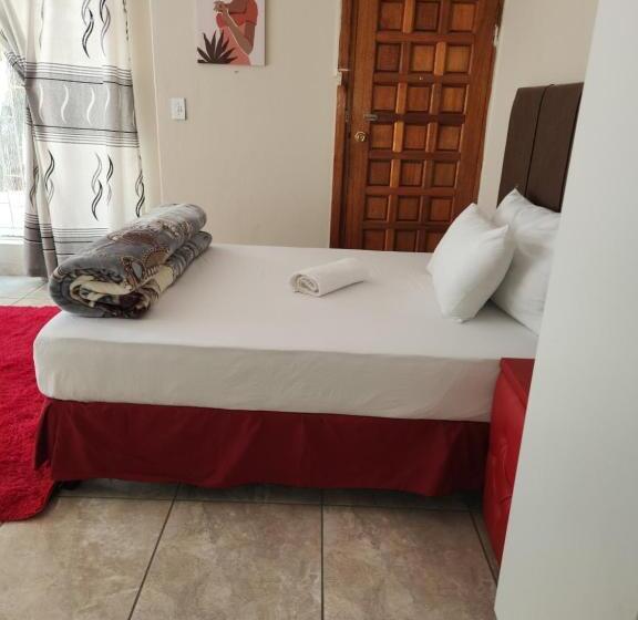 פנסיון Hunters Nest Guest House Mafikeng