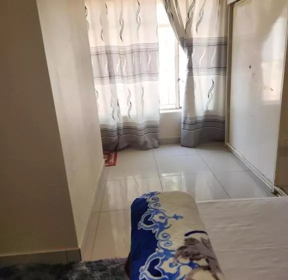 Majatalo Hunters Nest Guest House Mafikeng