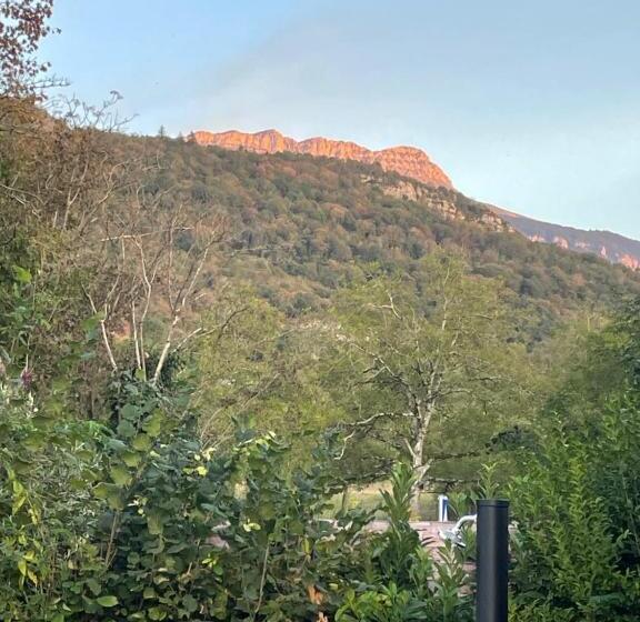 膳宿费 Le P Tit Charrat