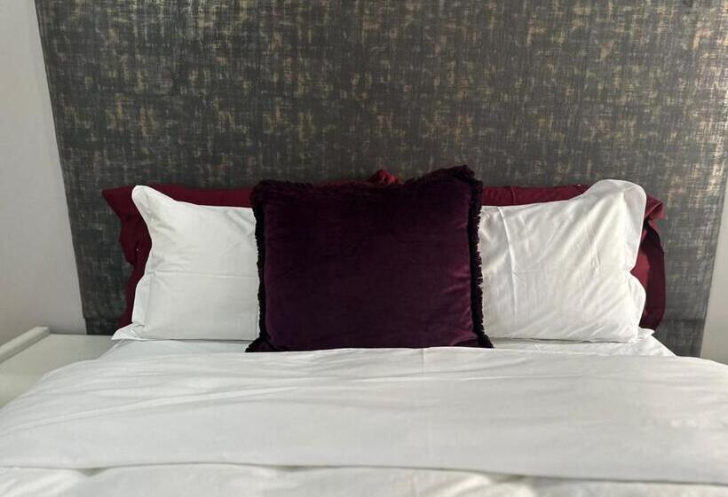 Majatalo Platinum Guesthouse Waterkloof