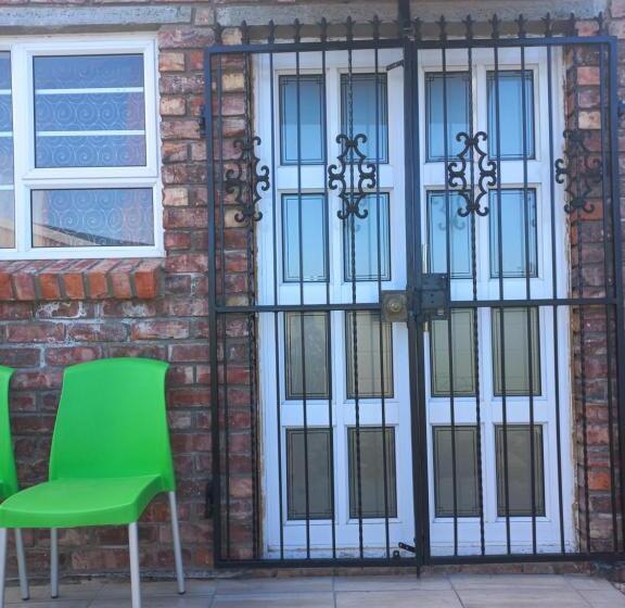 بنسيون Ridge Way