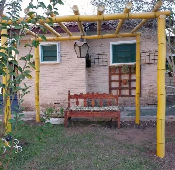ユースホステル Pousada Cachoeira Do Campo