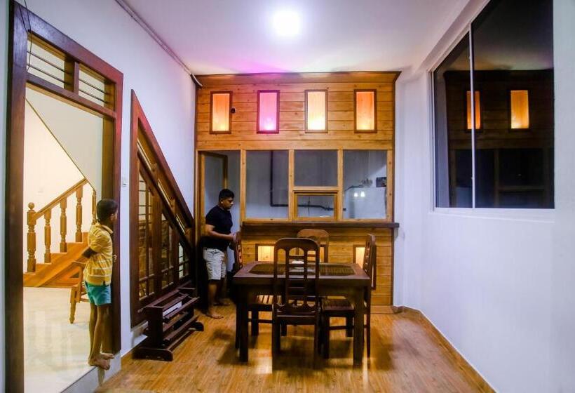 مبيت وإفطار Kadolana Villa