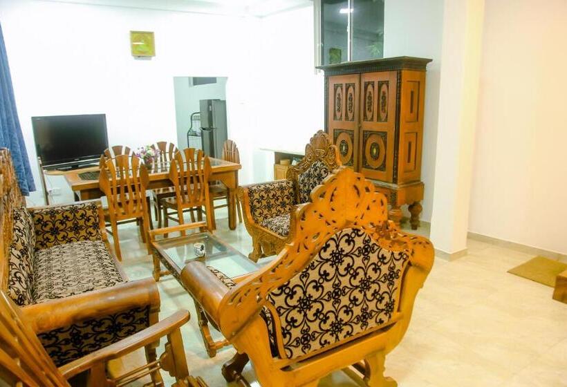 مبيت وإفطار Kadolana Villa