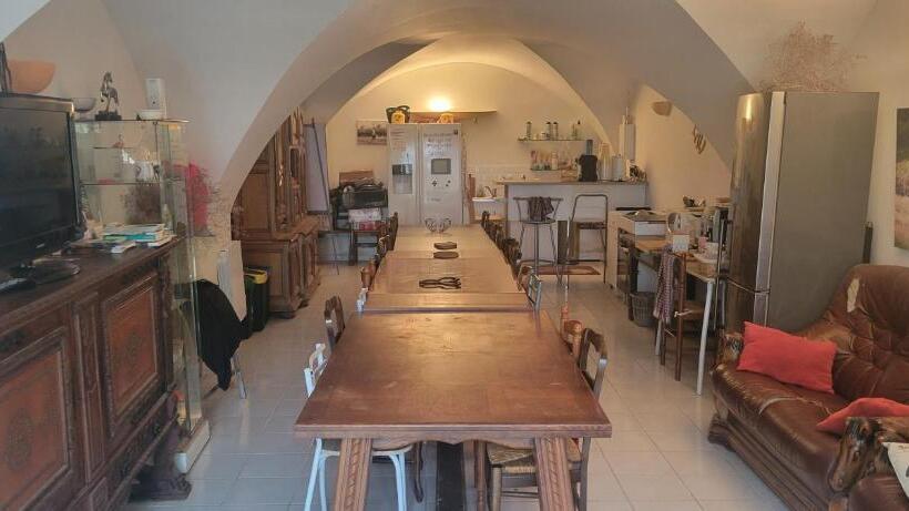 צימר Mas Les Jasses Chambre D Hôte Calme Et Agréable à La Campagne