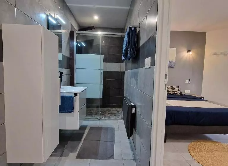 ベッドアンドブレックファースト Mas Les Jasses Chambre D Hôte Calme Et Agréable à La Campagne