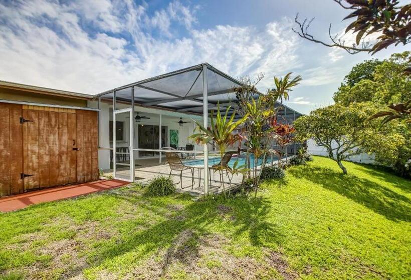 ベッドアンドブレックファースト Serenity Spot Cozy Home W Pool & Nature Views!