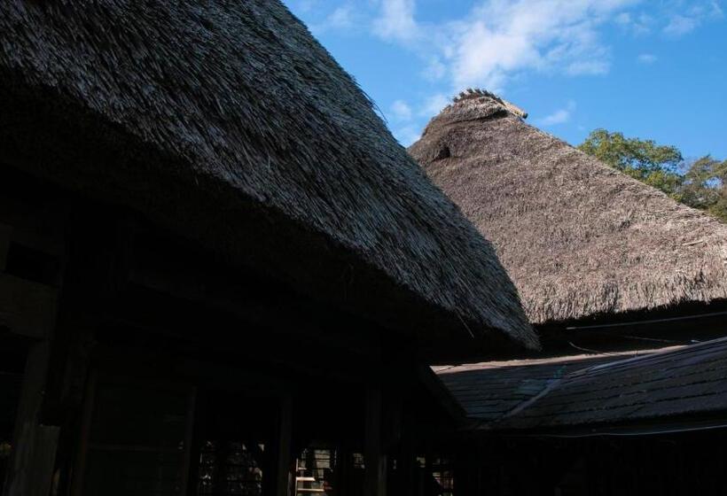 בית מלון כפרי Ayakawasou