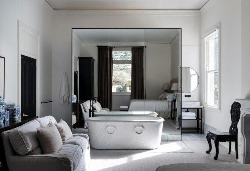 ホテル Moss Manor