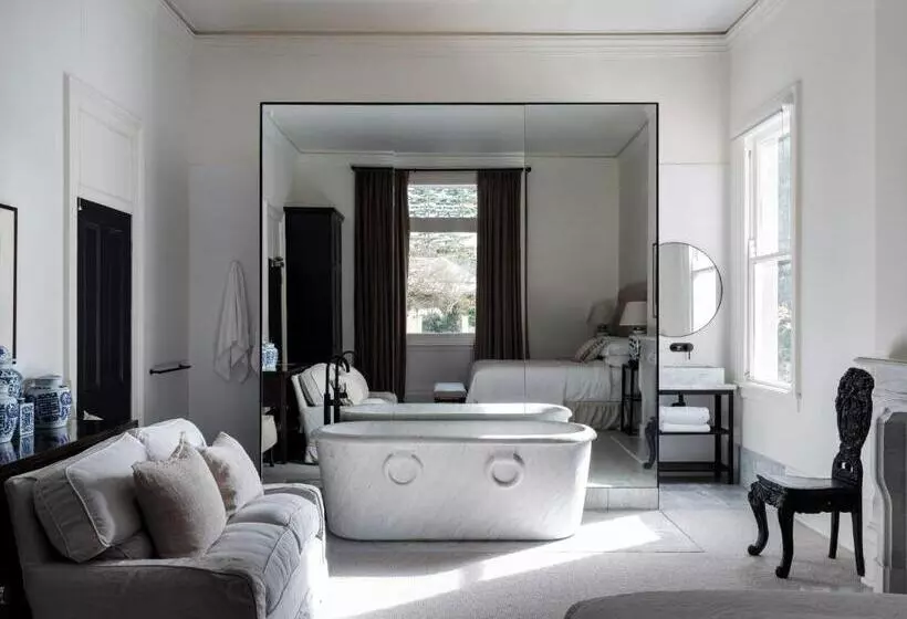 ホテル Moss Manor