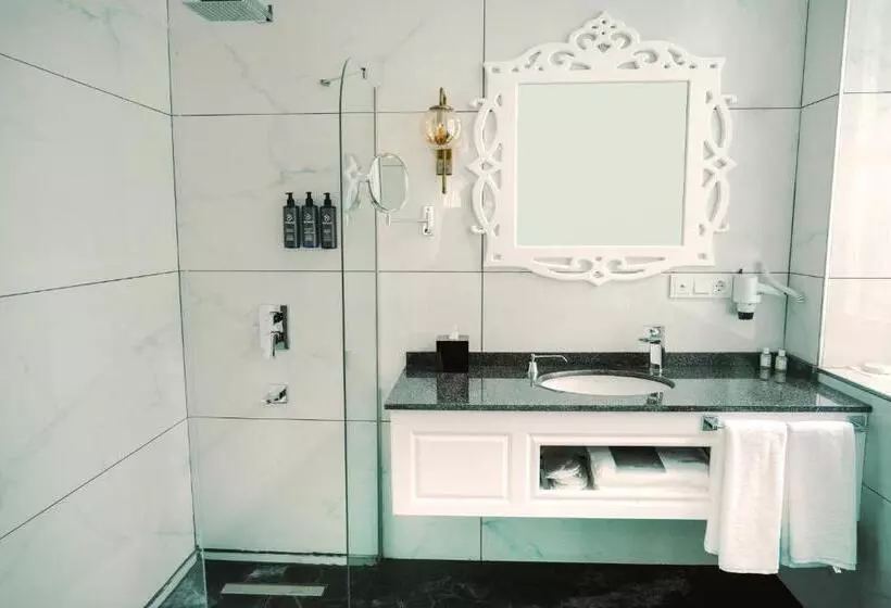 هتل Qrista Managed By Dedeman