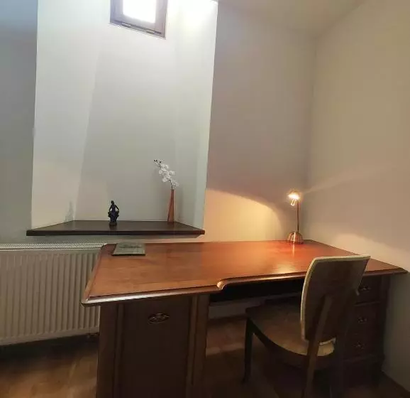 Hotelli Smolenický Zámok