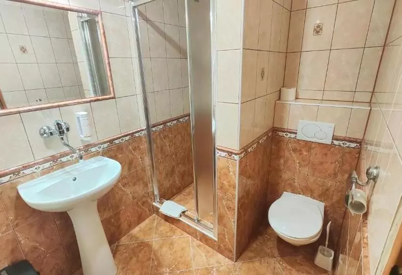 Hotelli Smolenický Zámok