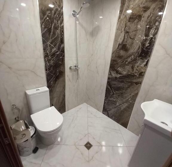 ペンション елеганс къща за гости