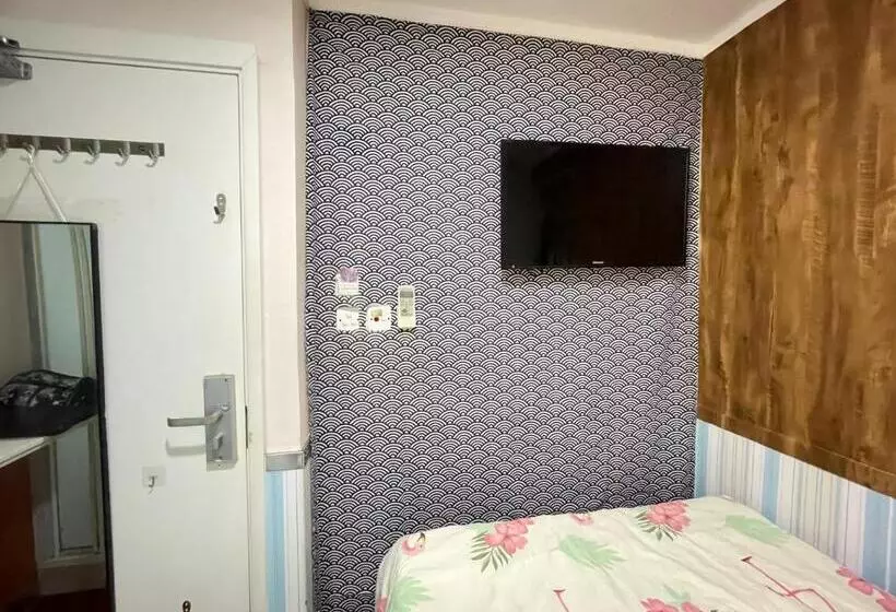 پانسیون 香港铃木旅馆