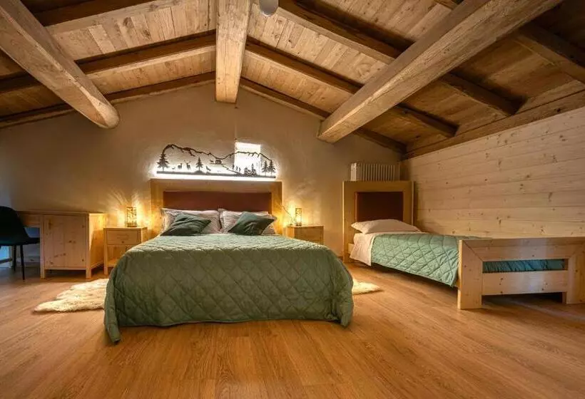 ペンション Borgo Dei Sassi Di Roccamalatina   Room And Breakfast