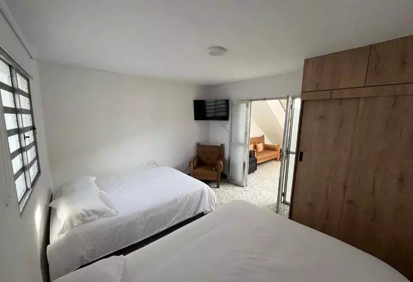 ペンション Casa Blanca Hostal