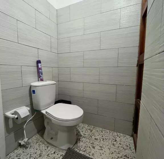 ペンション Casa Blanca Hostal