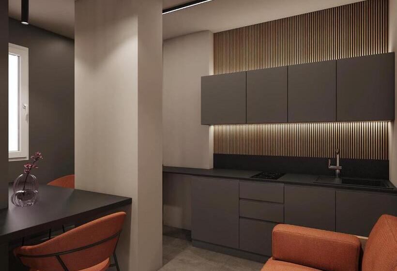 بنسيون La Pergola Suites