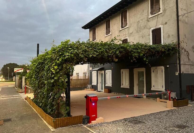 بنسيون La Pergola Suites