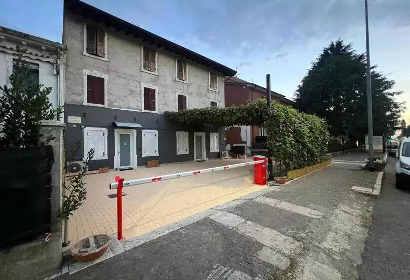 Majatalo La Pergola Suites