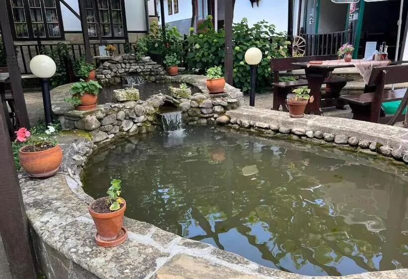 Lomakeskus хотел механа караджейката