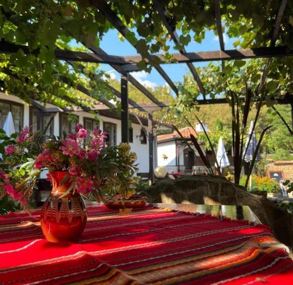 リゾートホテル хотел механа караджейката