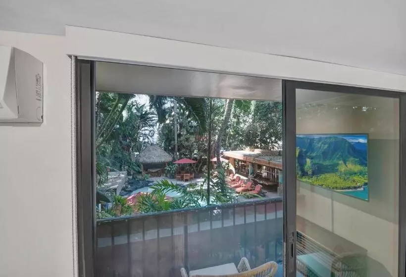 Spacious Design Studio 3 Mins From The Beach