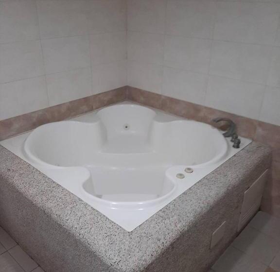 Xinghe Motel Chaozhou