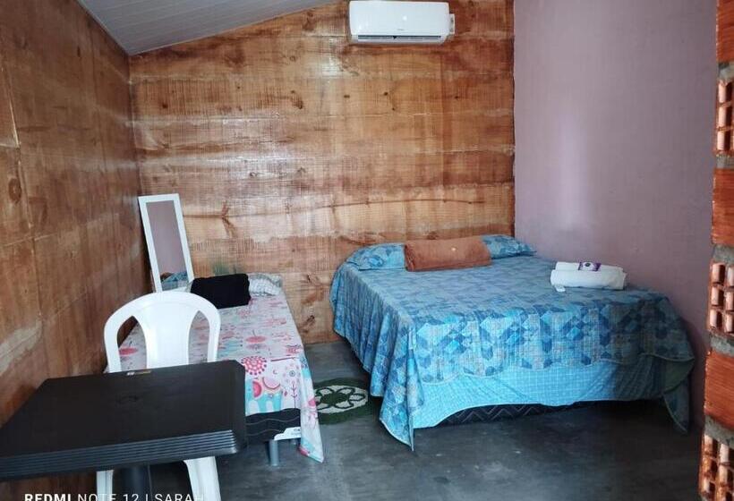 ユースホステル Casa De Temporada   Casa Dos Paiva