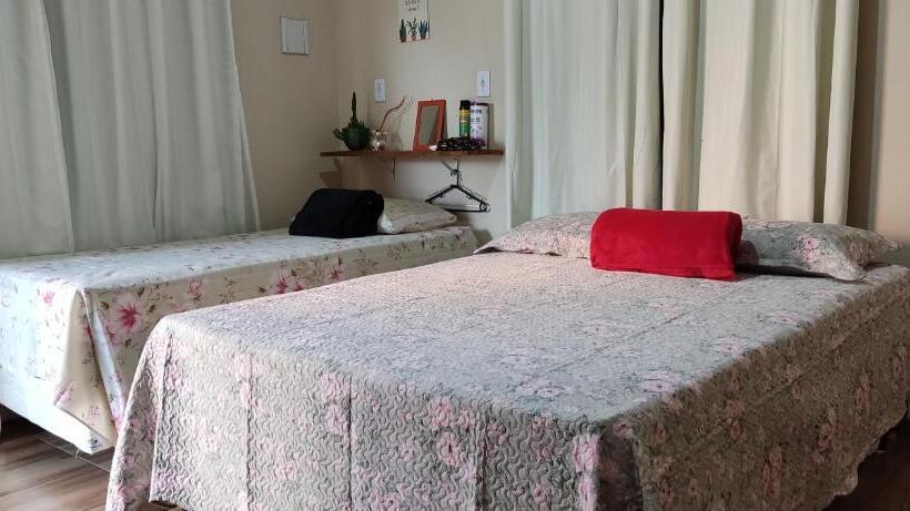 ユースホステル Casa De Temporada   Casa Dos Paiva