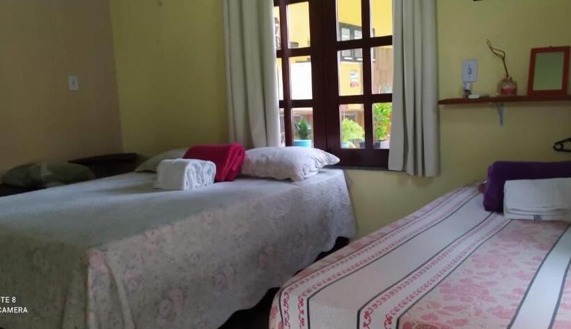 ユースホステル Casa De Temporada   Casa Dos Paiva