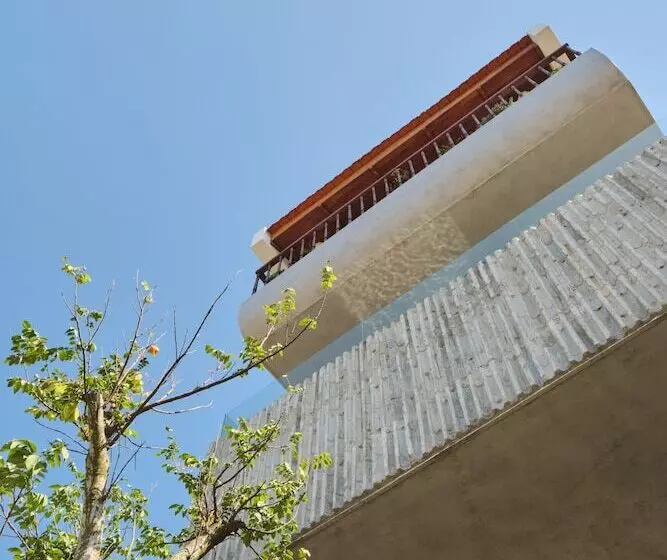 تختخواب و صبحانه Barbados Cherry Villa