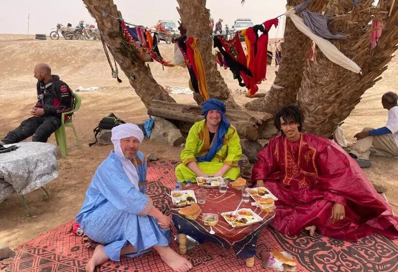 Aamiaismajoitus (B&B) Dar Nomads