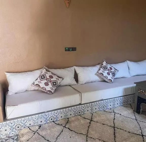 Aamiaismajoitus (B&B) Dar Nomads