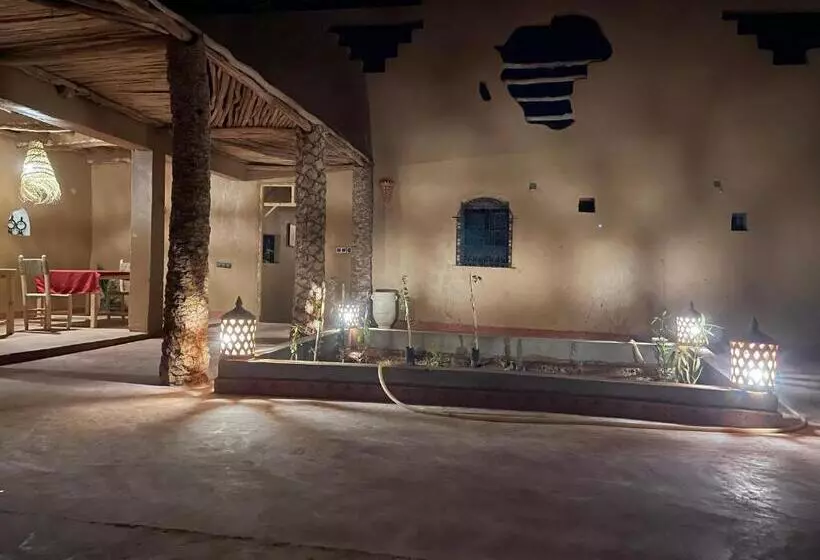 Aamiaismajoitus (B&B) Dar Nomads