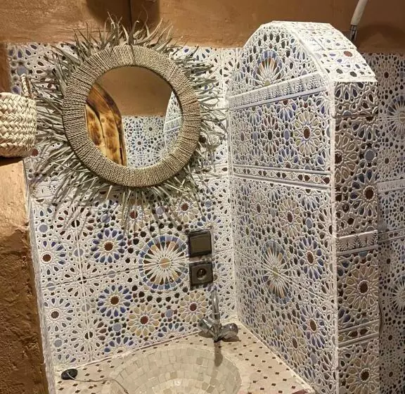 Aamiaismajoitus (B&B) Dar Nomads