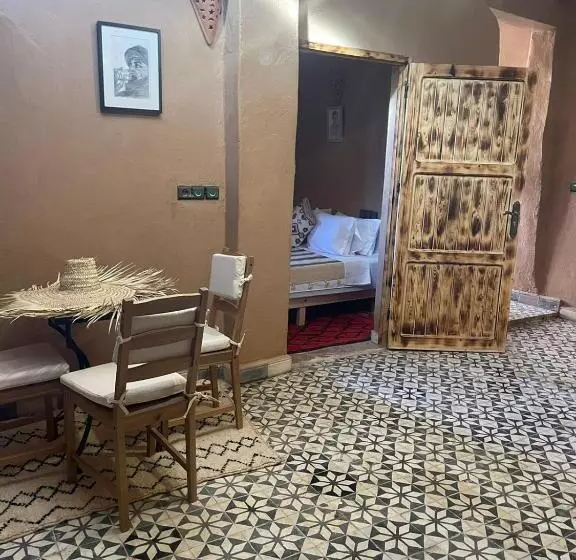 Aamiaismajoitus (B&B) Dar Nomads