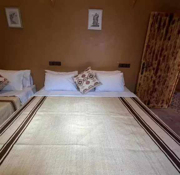 Aamiaismajoitus (B&B) Dar Nomads