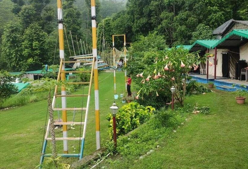 تختخواب و صبحانه Jugnoo Camps By Uk07hotels