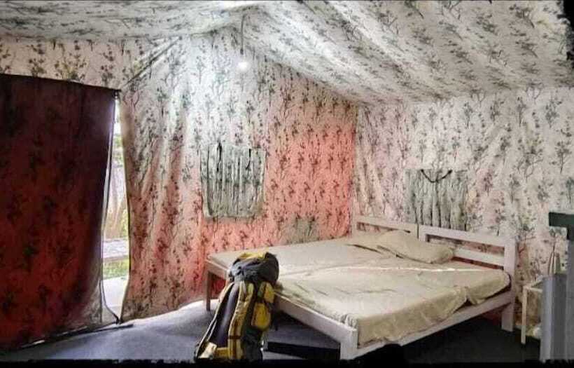 تختخواب و صبحانه Jugnoo Camps By Uk07hotels