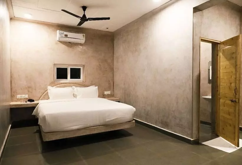 Hotelli Abolim Resort