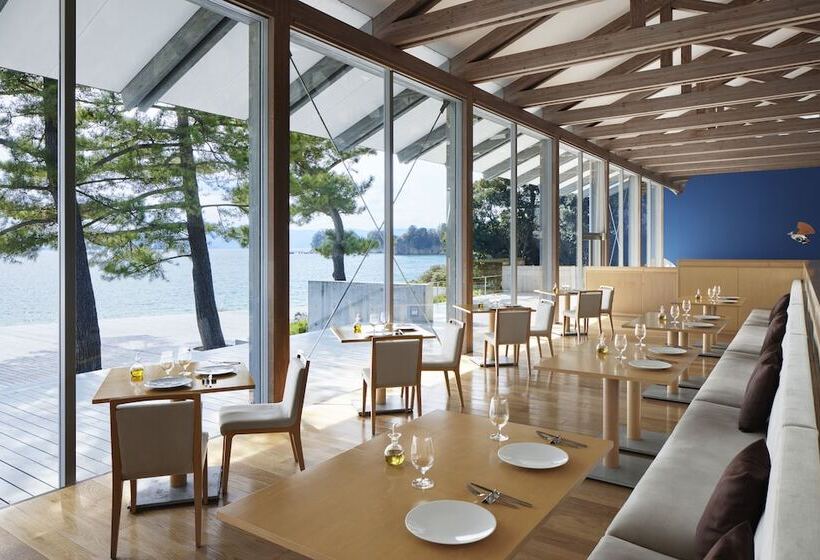 בית מלון כפרי Benesse House