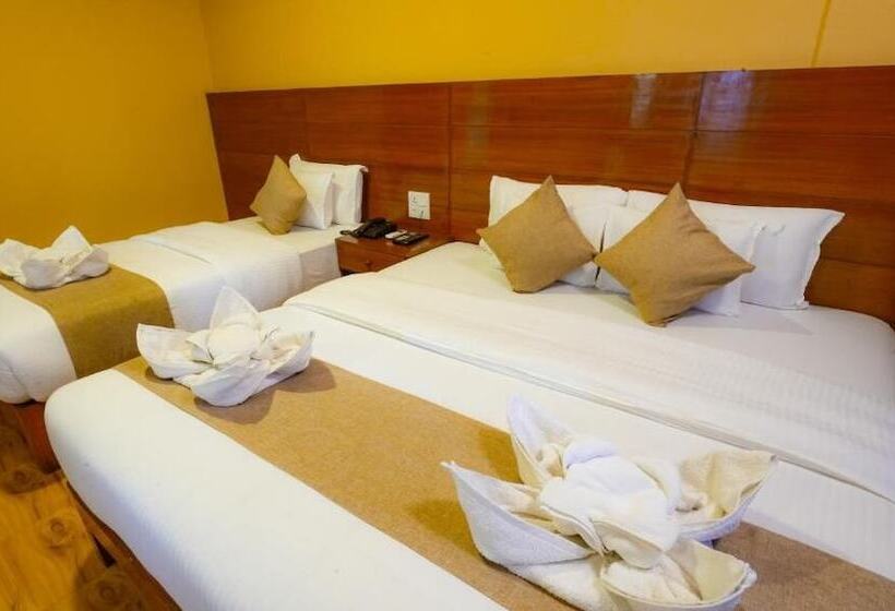 هتل Chino Pokhara Pvt. Ltd