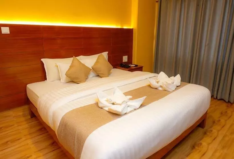 هتل Chino Pokhara Pvt. Ltd