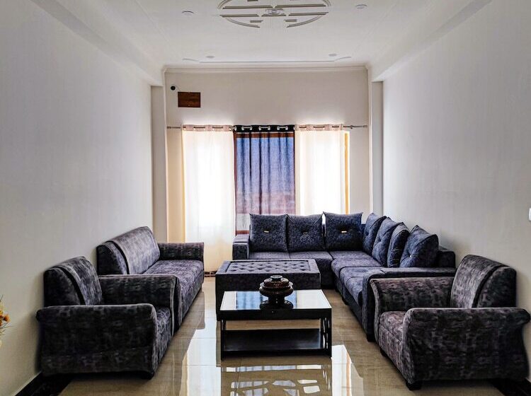 Hotel Hill Top Heaven