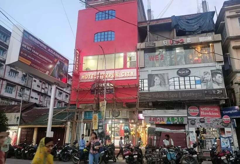 Hotelli Tezpur City