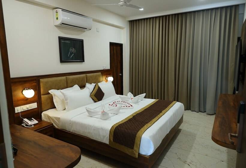 Отель The Godavari Gokarna