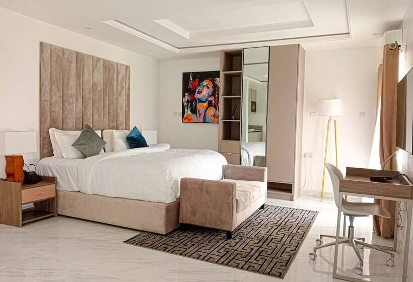 هتل The Muse Residences