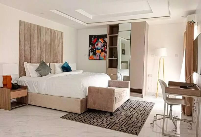 هتل The Muse Residences